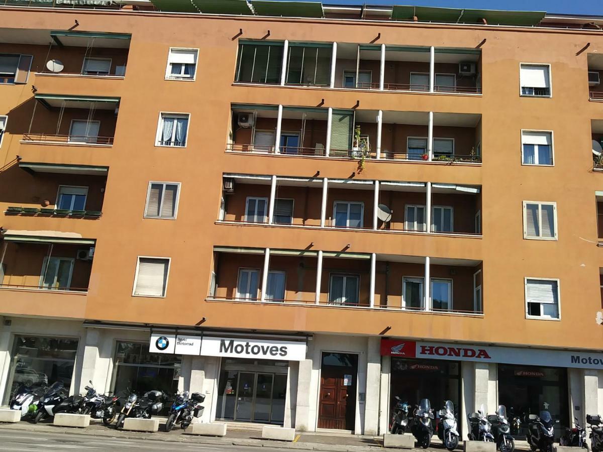 La Casa Di Varda Verona Eksteriør bilde